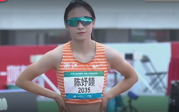 qSWXx, OO, 飞人李雪梅