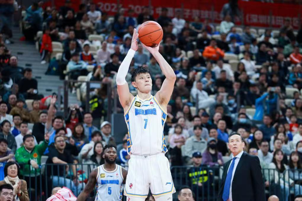 崔永熙参加, 赛季在CB 崔永熙参加, 赛季在CB