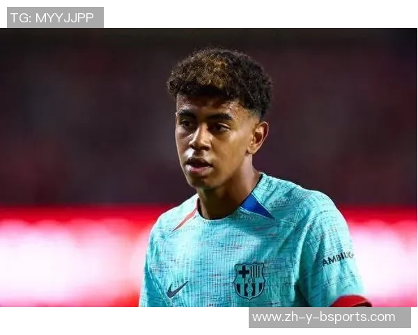 姆巴佩：从天才少年到世界足坛新领军人物的传奇崛起